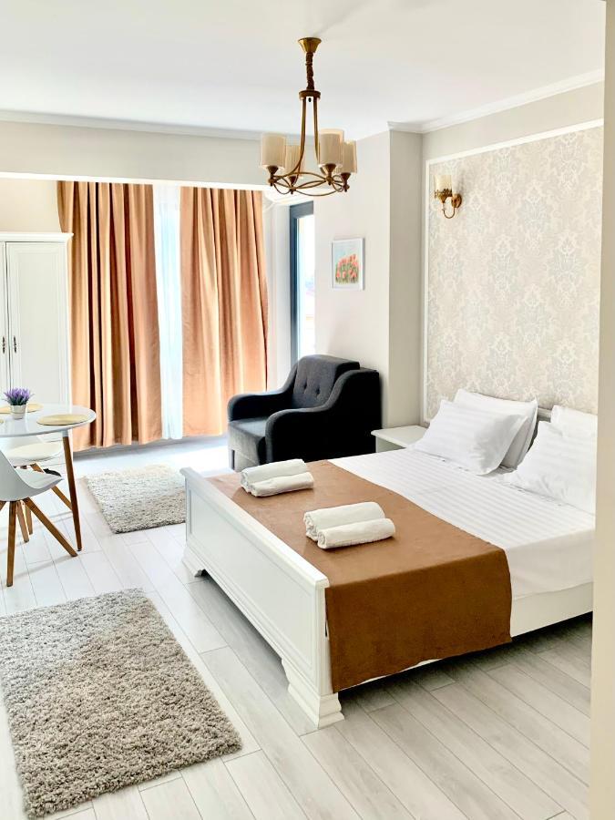 Summer Apartments エフォリエ・ノルド エクステリア 写真